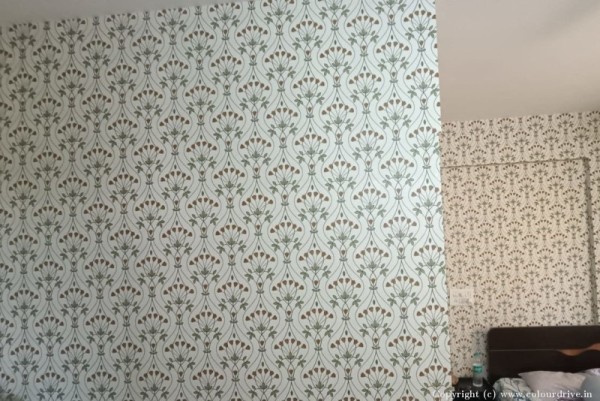 Wallpaper Designs Tulip Ogee Wallpaper Ideas Wallpaper For Guest Bedroom
