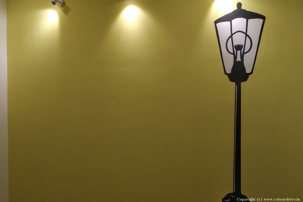 Unique Stencil Design Lamp Post Stencil Painting for Stairs