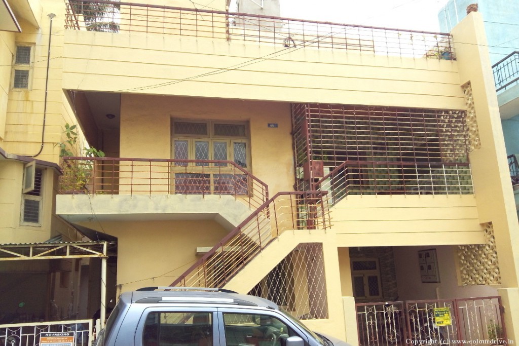 House Exterior Off White Paint Color Ideas  Exterior Painting for 