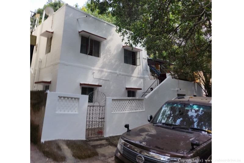 Compound Wall Design Pattern White Colour Exterior Look Exterior Painting for Exterior Front