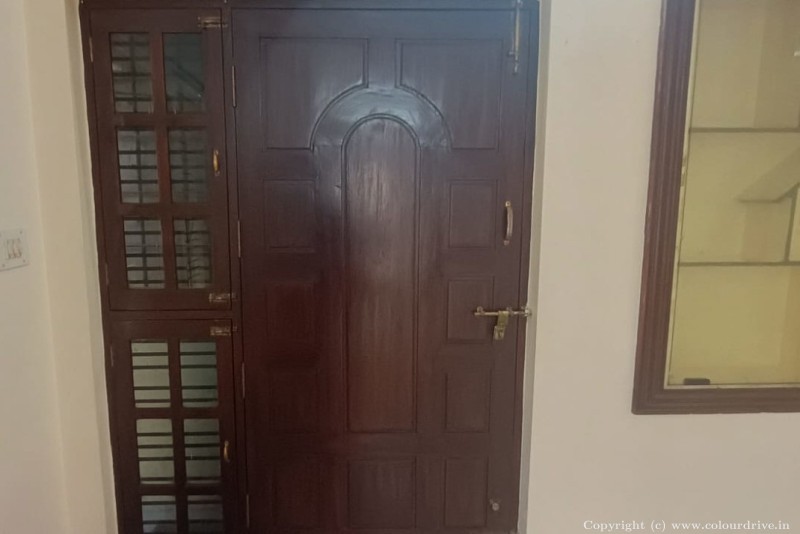 Wood Polish Dark Colour Wood Polish Wood Polish for Main Door